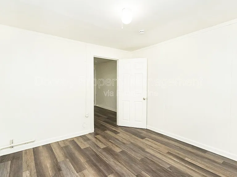 417 N Hawthorne St #419 — Photo 7