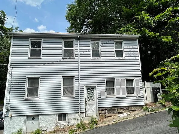 123 S 6th St, Pottsville, PA 17901