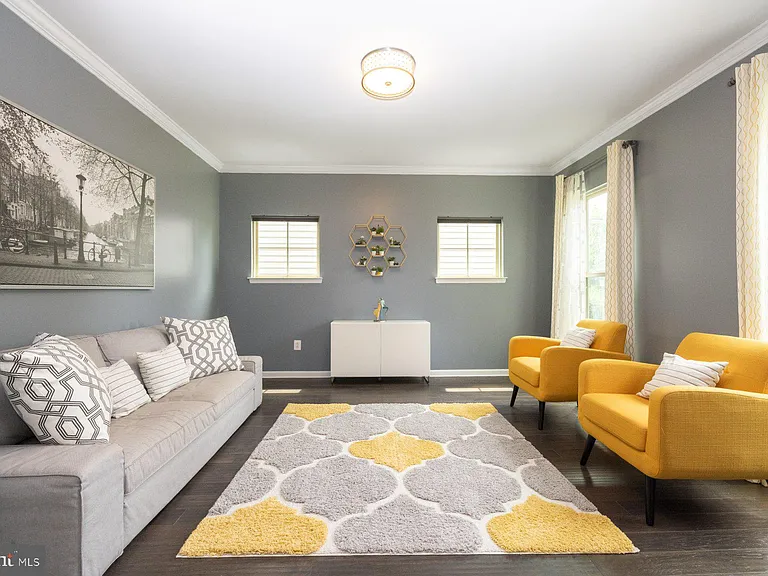 5861 Oakdale Village Rd — Photo 10