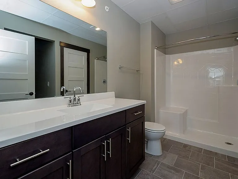 Depot Building C Luxury Rentals — Photo 29