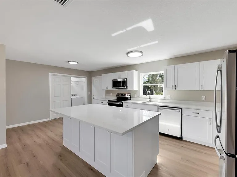 660 Flamingo Dr — Photo 14