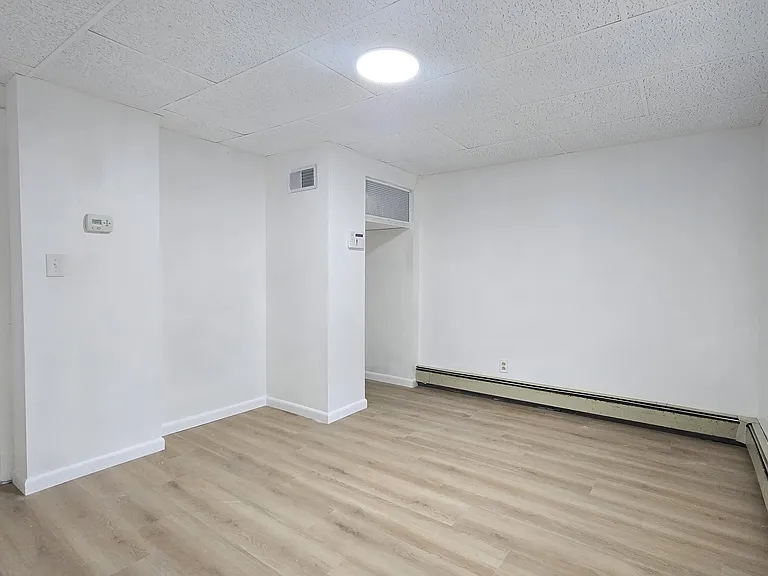 706 Lechauwecki Ave — Photo 14