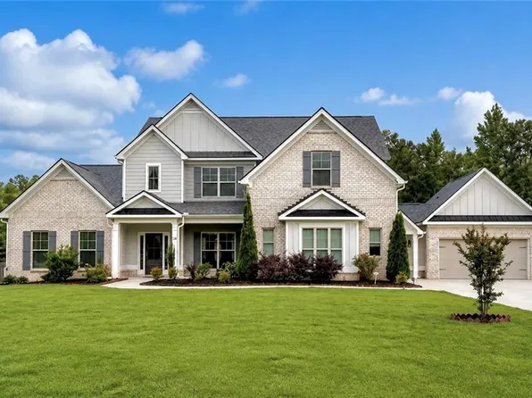 150 Peppertree Dr, Newnan, GA 30265