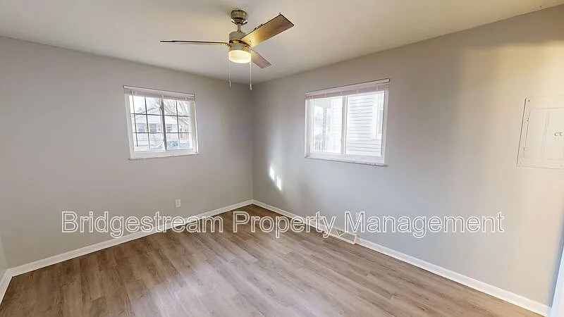 1 bed, 1.0 bath, $695 — Photo 4