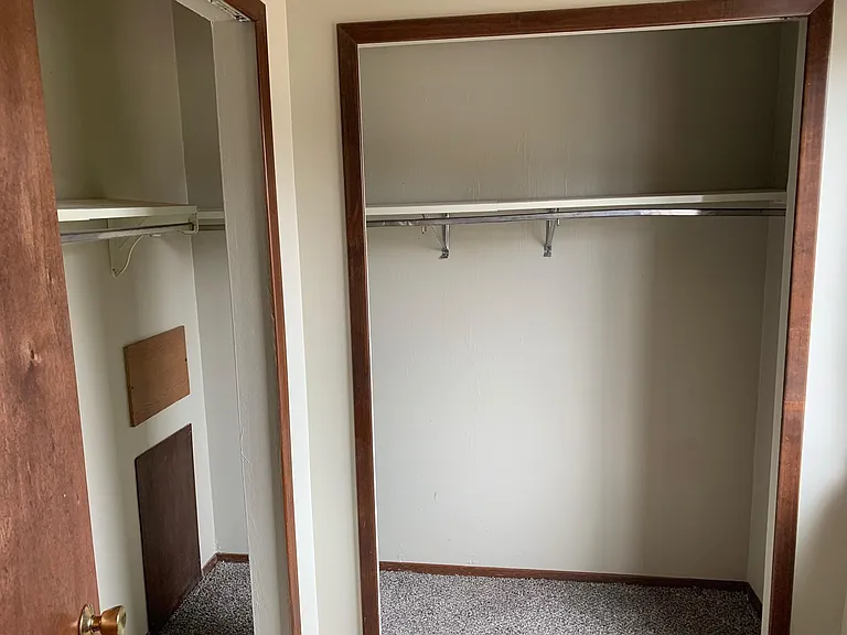 1081 Oakbrooke Dr — Photo 11