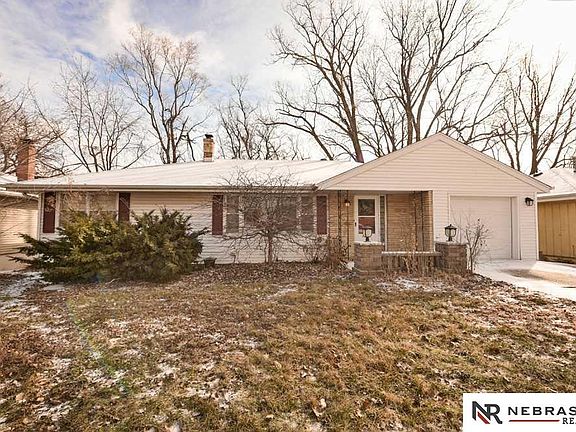 2nd image of 1021 Parkway Dr