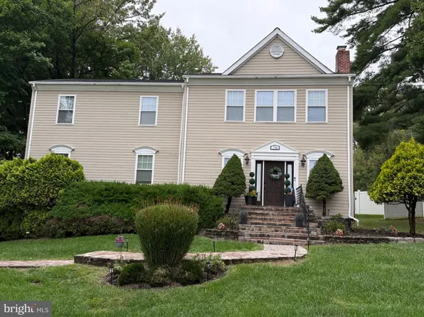 76 Featherbed Ln, Owings Mills, MD 21117