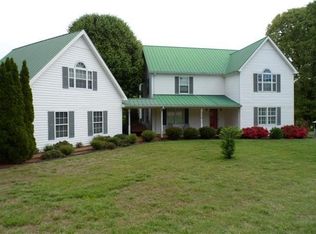 114 Fairway Dr, Lawrenceburg, TN 38464