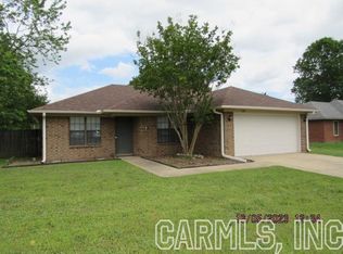 1480 Southern Hills Dr, Conway, AR 72034