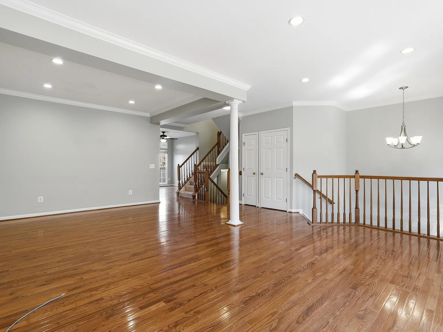 3 bed, 2764 sqft, $3,300 — Photo 4