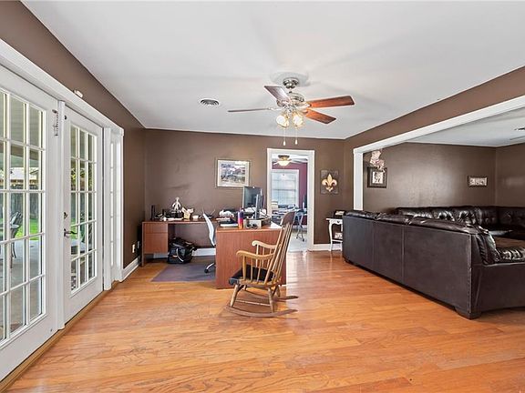 4th image of 3521 Joyce Dr