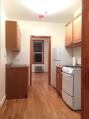 Rented by Warren T Real Estate Corp. | media 24