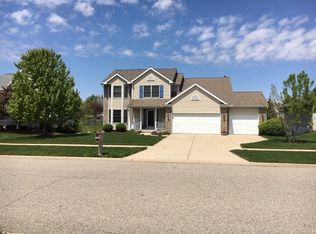 6702 Conestoga Dr, Lansing, MI 48917