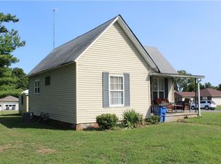 2711 Walnut St, Higginsville, MO 64037