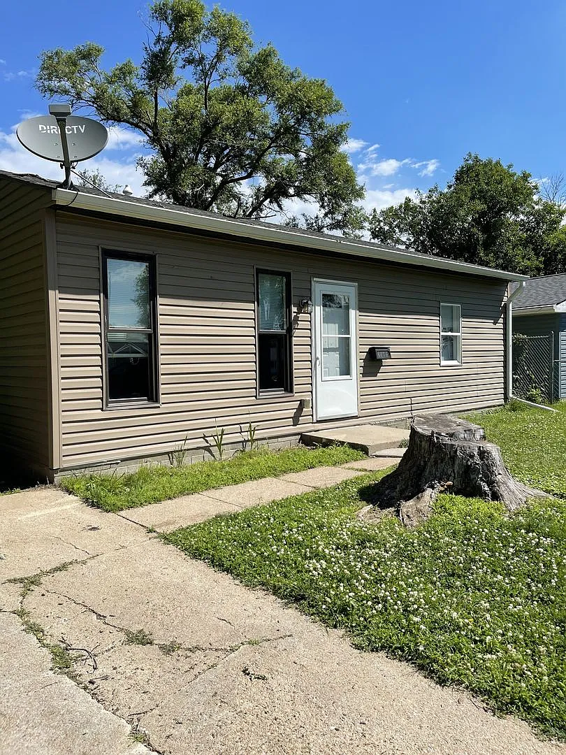 4026 Spring Cir 2 Bed/1 Bath in Buena Vista | Updated Kitchen, Full Appliance Package, Single-Lev... — Photo 2