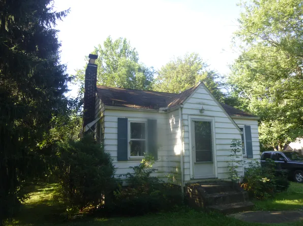 5914 Stark Blvd, Louisville, OH 44641