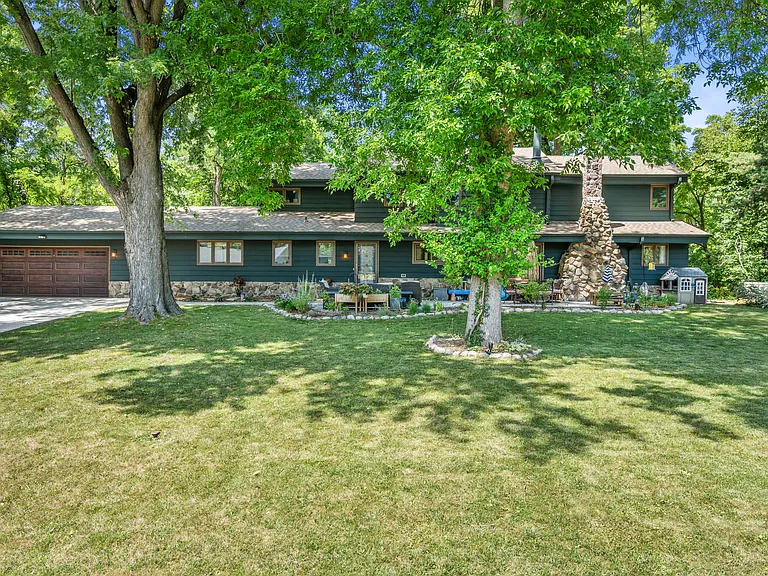 2520 Jodon Ct — Photo 1