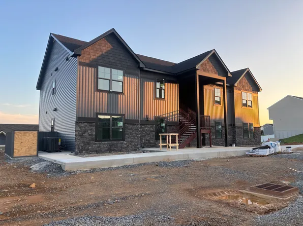 32 Kettering Dr APT 1, Martinsburg, WV 25403