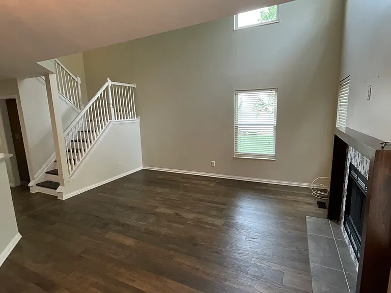606 Chadwood Dr — Photo 7
