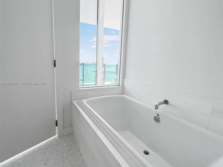 700 NE 26th Ter #2303 — Photo 9