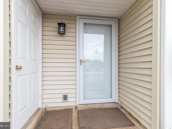 2nd image of 1703 Fredendall Cir