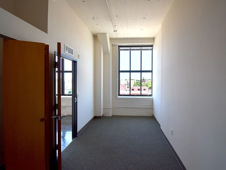 Paper Box Lofts — Photo 18