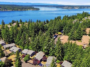 Grandview Square, University Place, WA 98466