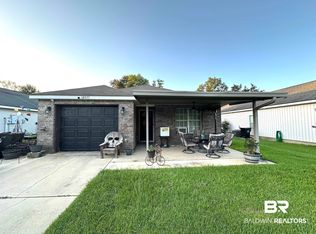 18975 Florida St, Robertsdale, AL 36567