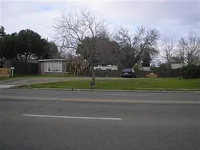 920 W McKinley Ave photo 1