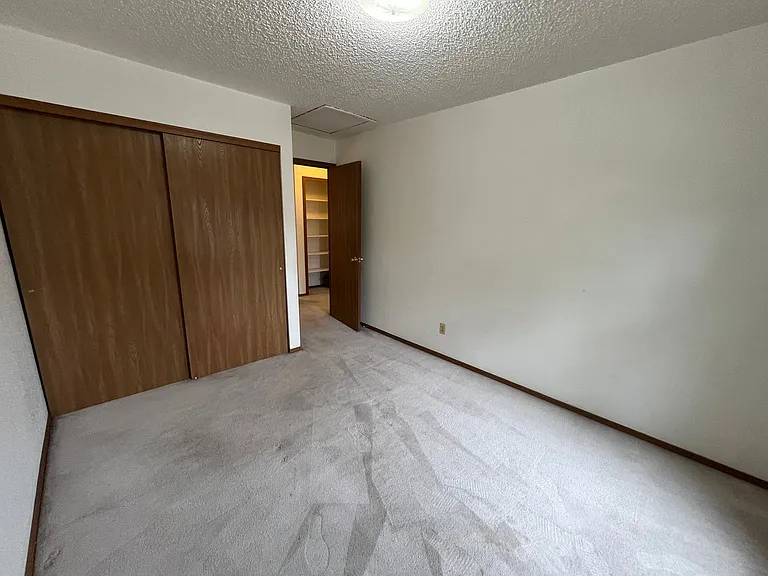 7734 Yates St — Photo 17