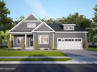 10 Avalon Way, Saratoga Springs, NY 12866