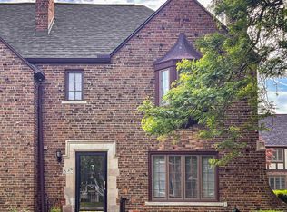 520 Saint Clair St, Grosse Pointe, MI 48230