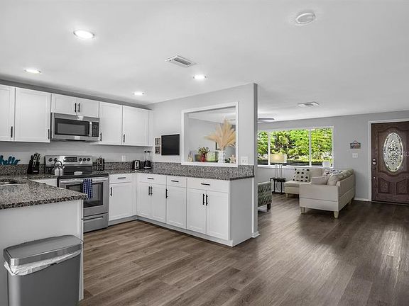 5th image of 8628 MAGNOLIA DRIVE