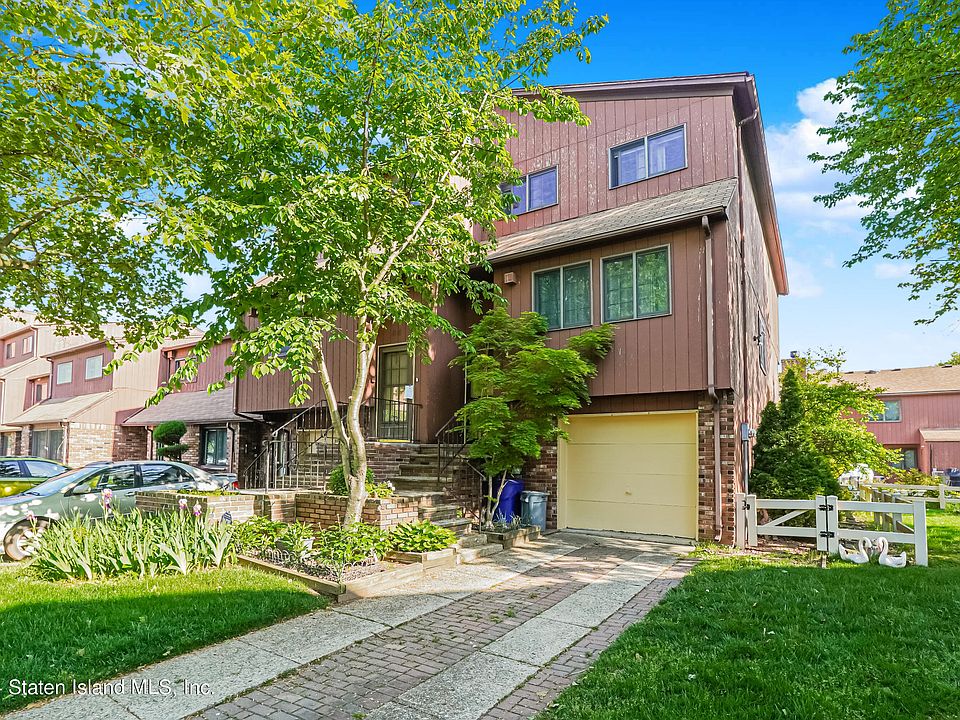 1st image of 33 Pamela Ln