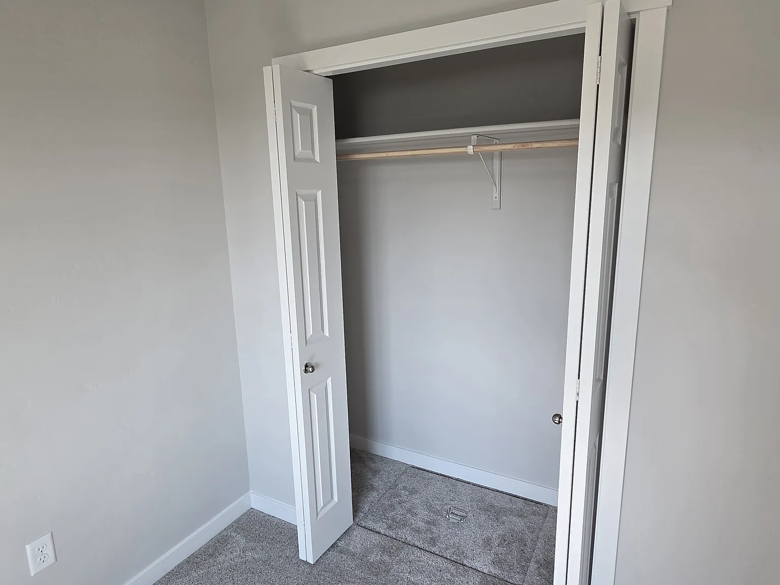 1832 W Unforgettable St — Photo 2