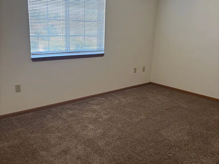 W1087 Lewis Ln — Photo 10