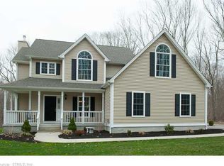 20 Sandy Hollow Rd, Ledyard, CT 06339