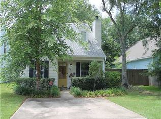 521 Heatherstone Cres, Ocean Springs, MS 39564