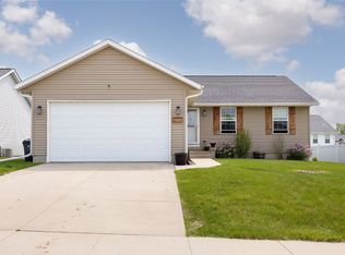 6721 Ohio St SW, Cedar Rapids, IA 52404