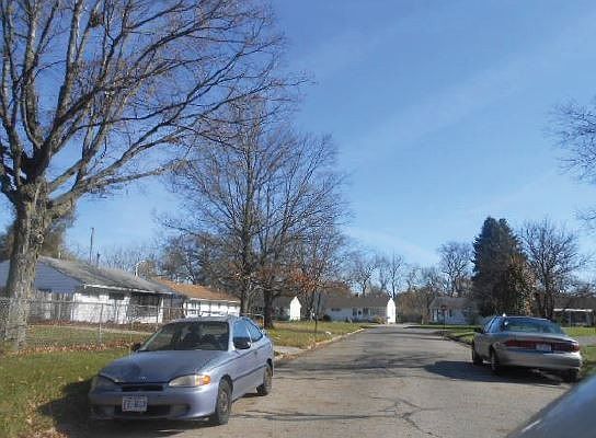 2nd image of 1911 Westfield Dr N