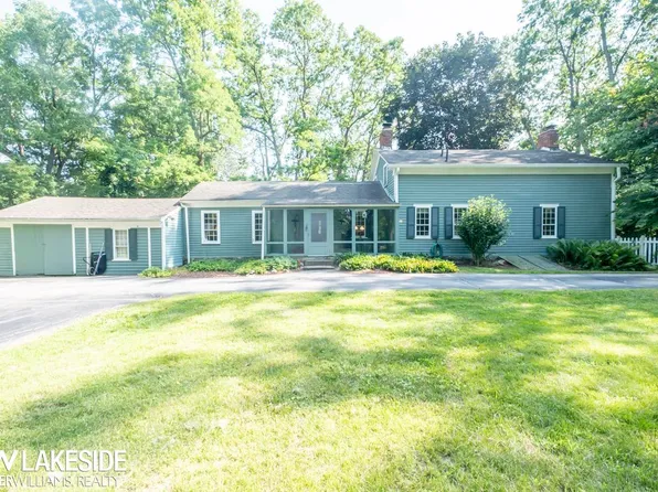 67070 Dequindre Rd, Washington, MI 48095