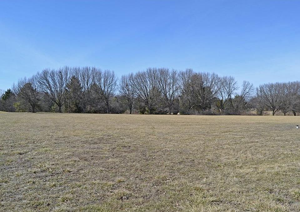 2nd image of 10480 Laurel Ridge Ln