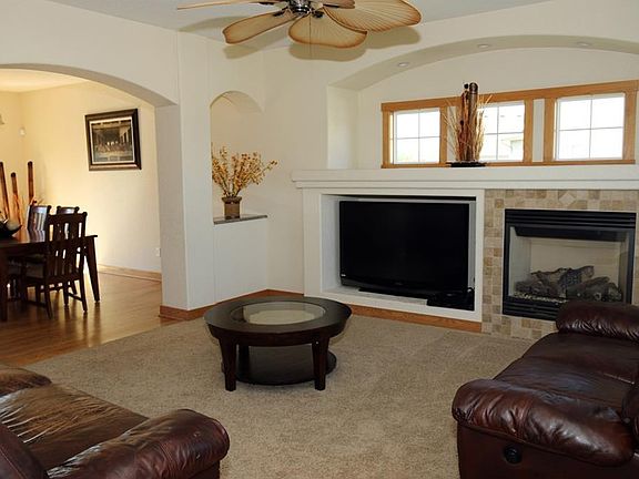 3rd image of 1711 Dogwood Ct SW