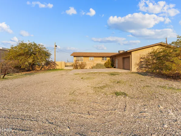 821 Falcon Dr, Lake Havasu City, AZ 86403