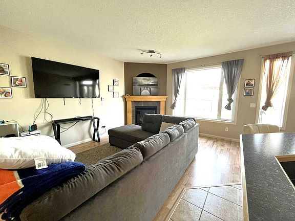 4th image of 8922 Lakeland Dr