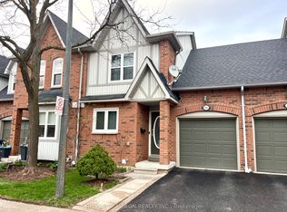 5865 Dalebrook Cres #36B, Mississauga, ON L5M5X1