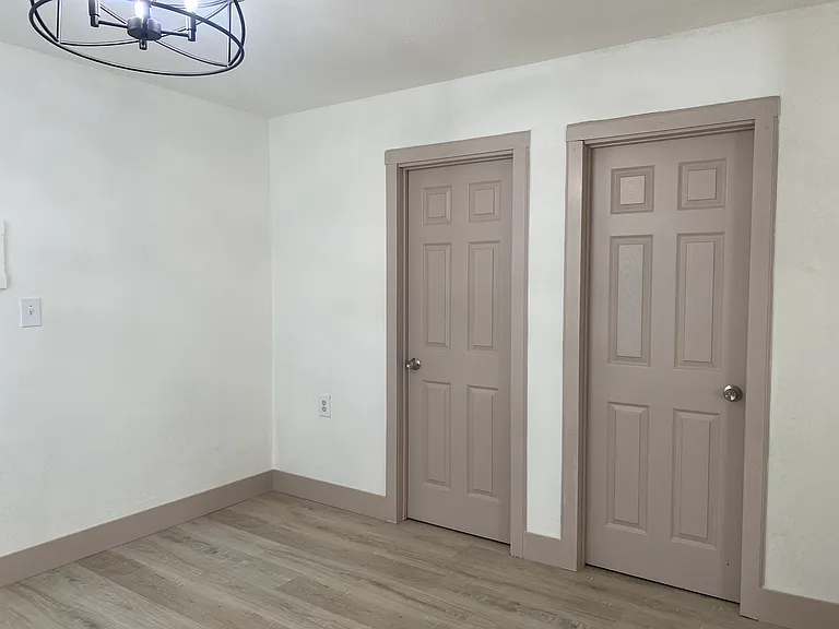 116 Wetherley Dr — Photo 5