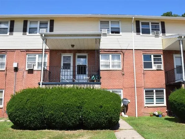 393 Mill Rock Rd, Hamden, CT