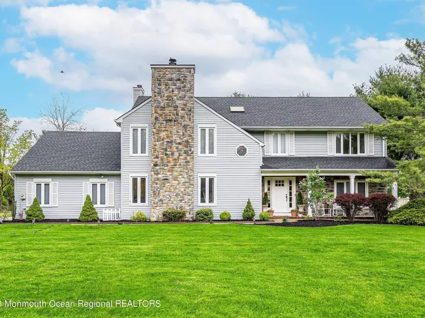 81 Dorchester Way, Shrewsbury Boro, NJ 07702