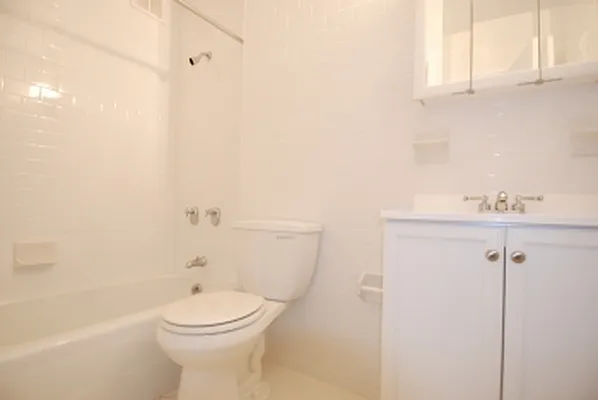 Rented by MNS | media 17